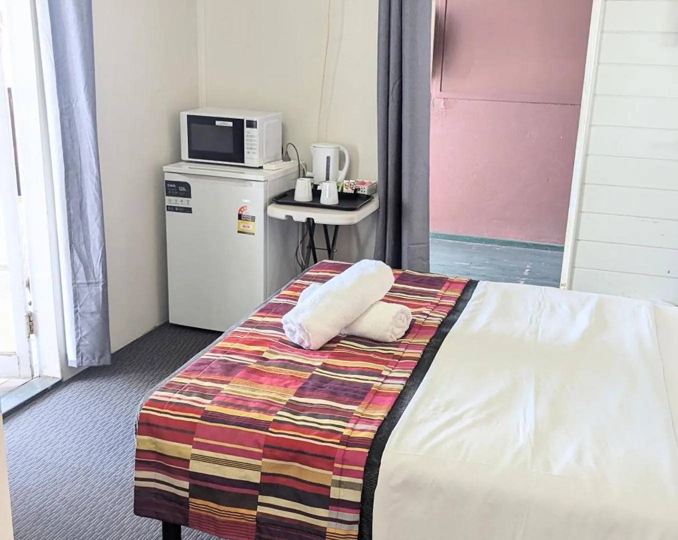 Grand Central Hotel Proserpine